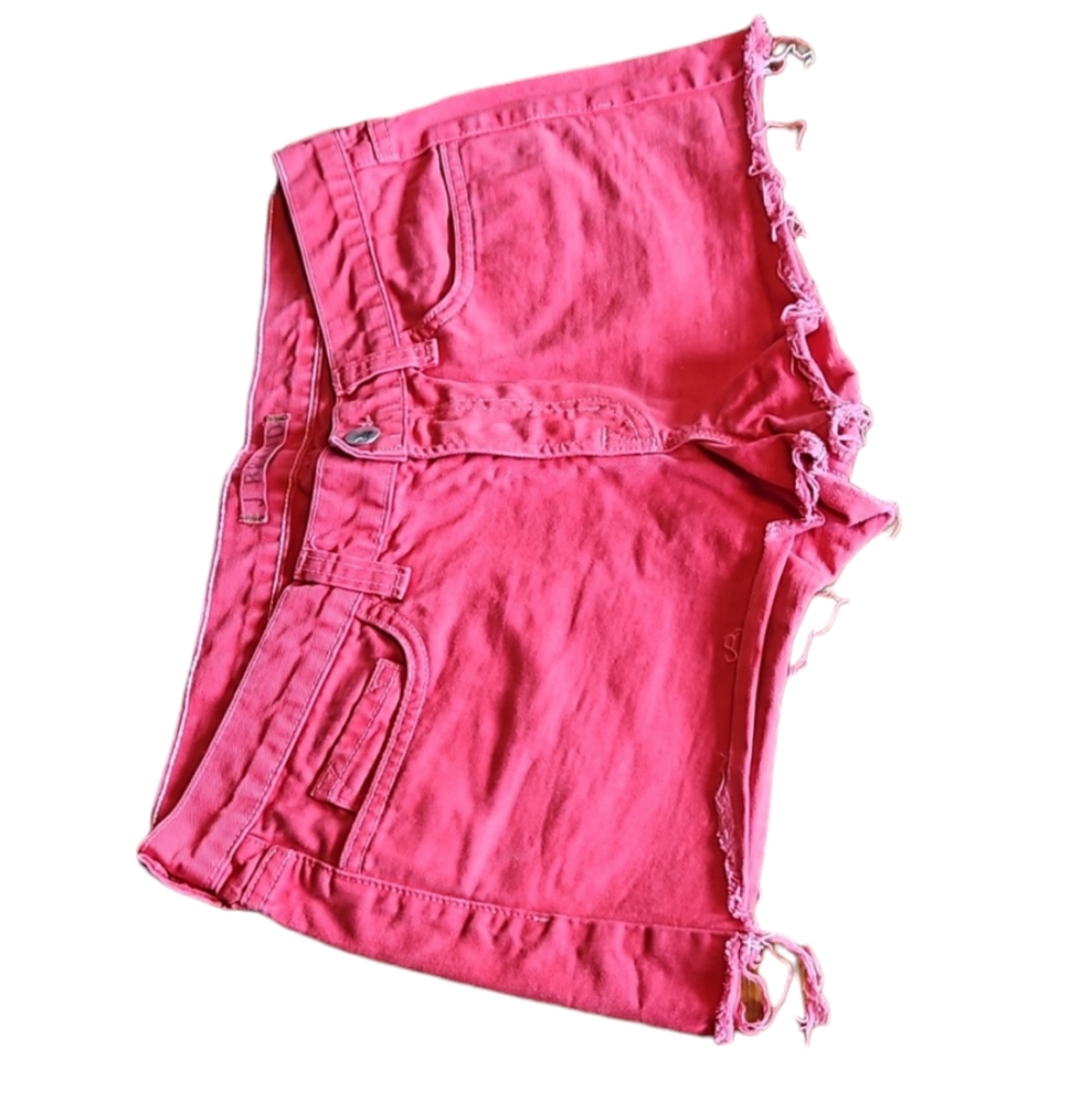 Red J Brand Shorts Size 28